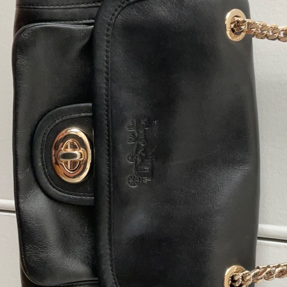 Coach Turnlock Foldover Gold Chain Black Leather Clutch Shoulder Bag